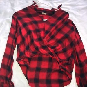 Hollister Cropped Shirt